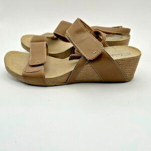 Clarks Alto Disco Women's Brown Leather Wedge Slingback Sandal 9.5